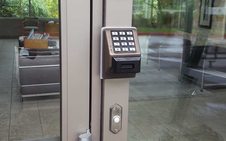 High-Security Commercial Locks  Installation Service in Houston, TX area